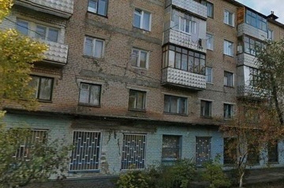     Дом давно расселен, но доступ в него не закрыт. Фото: Прокуратура Оренбургской области