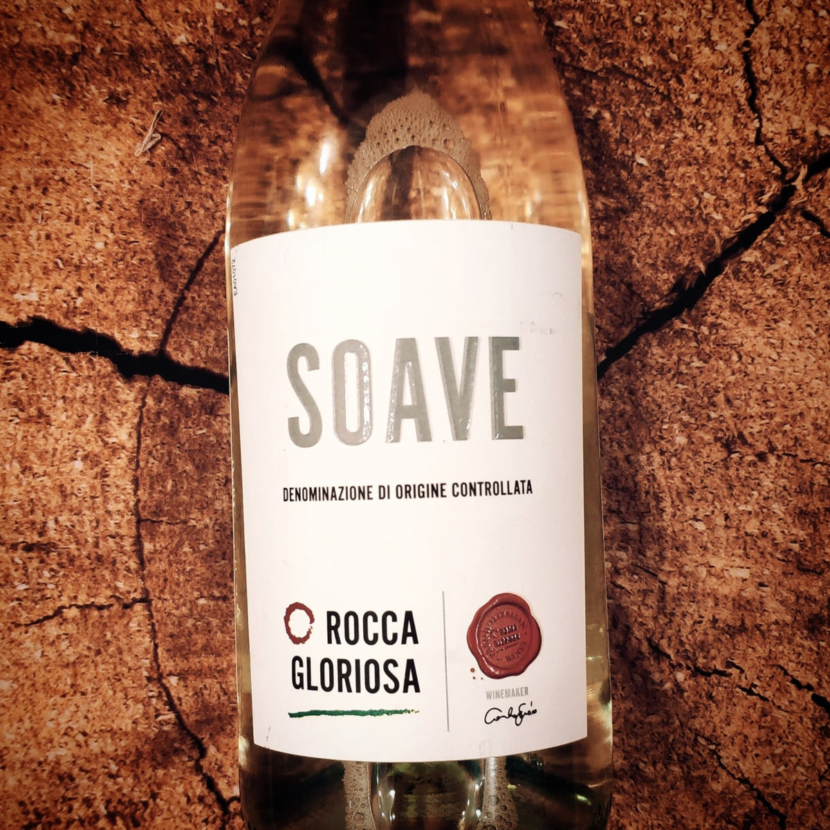 Сух италия. Рокка Глориоса Соаве. Soave Rocca Gloriosa вино белое. Вино Soave Rocca Gloriosa. Вино Soave белое Рокка Глориоса.