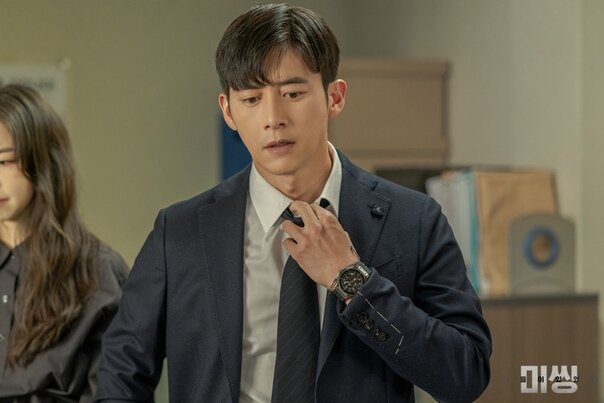 Ким Ук. Кадр из дорамы. Источник Яндекс картинки.