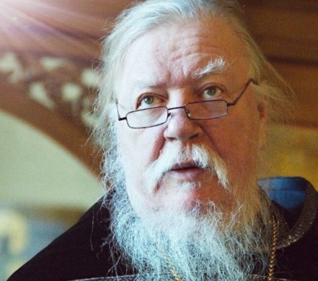 Димитрий Смирнов (1951-2020 гг.) — священнослужитель, церковный и общественный деятель.