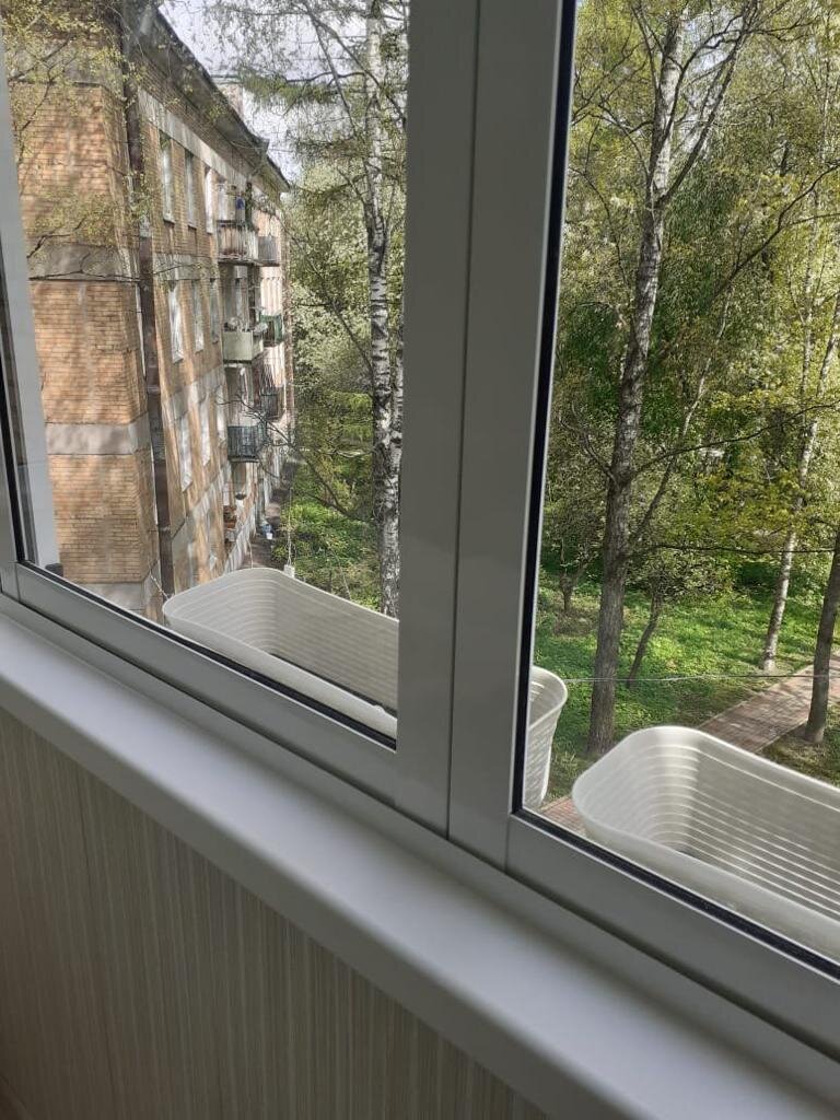 Остекление балкона в хрущевке