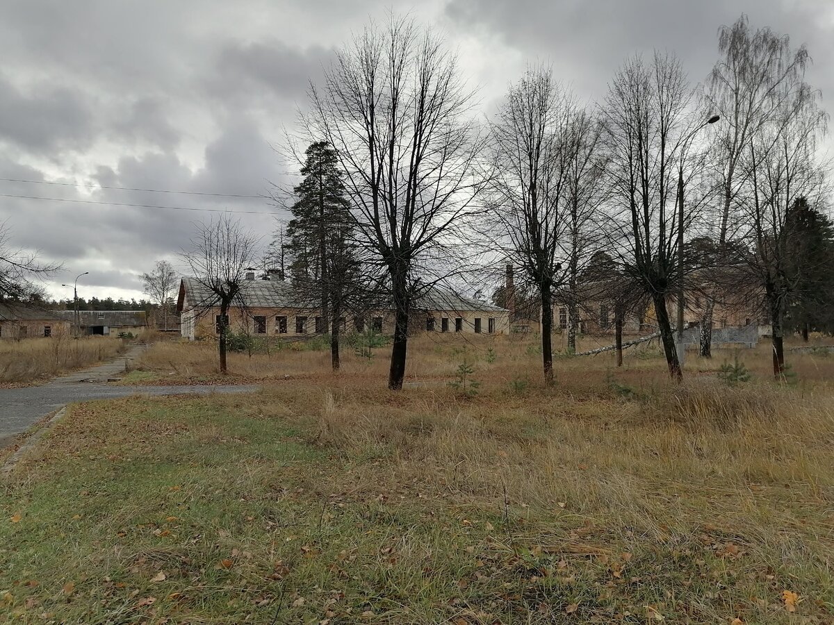 Заброшенная воинская часть в п. Инженерный, Нижегородской области.