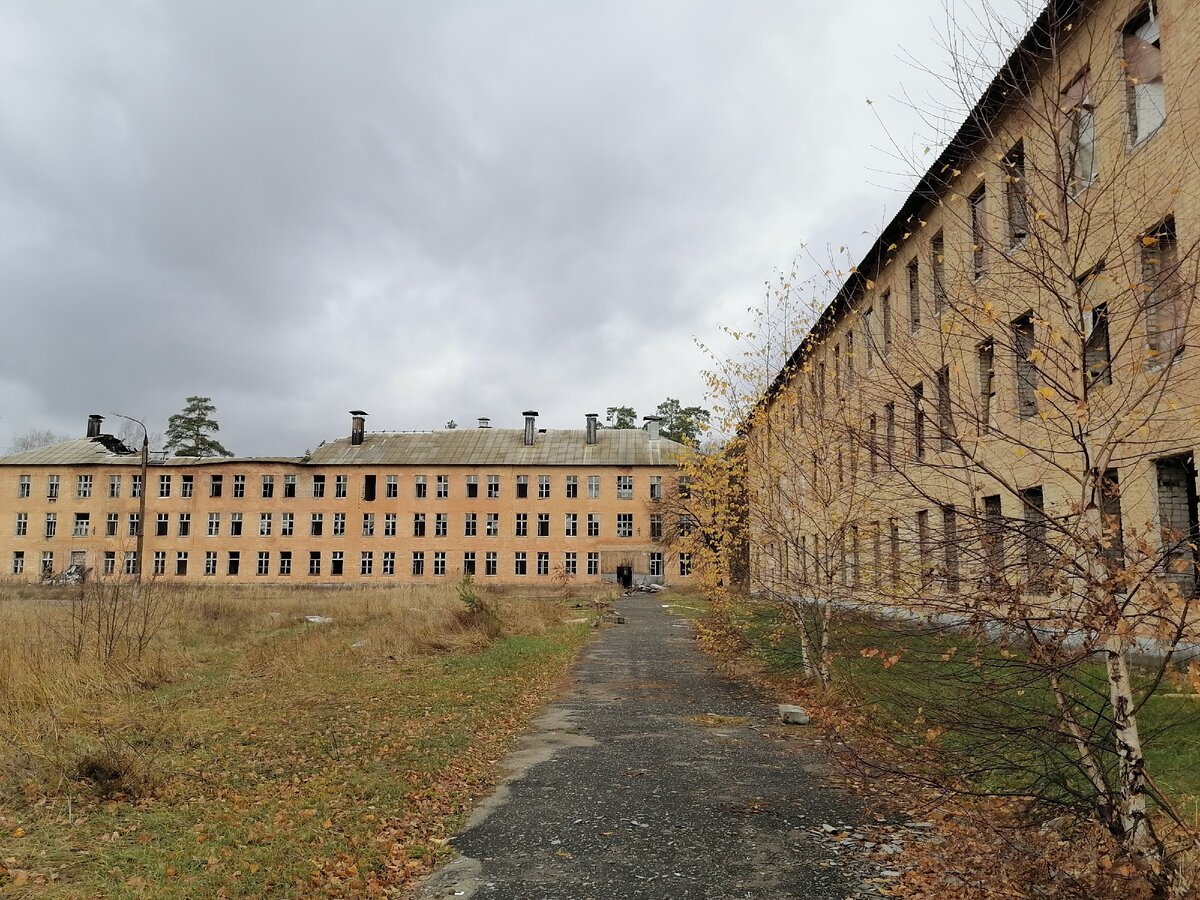 Заброшенная воинская часть в п. Инженерный, Нижегородской области.