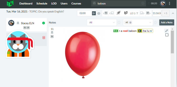 Доску с заранее заготовленными материалами можно свернуть - останутся только notes. В этом случае ноуты (нумерованные заметки под доской) станут выполнять роль доски, на которой можно показать картинку, встроить видео или аудио, напечатать текст. Целью исследования, которое сейчас проводится в нашей онлайн-школе является узнать и документировать возможности создания совместного конспекта урока учителем и учениками. И определиться, что полезно, что не очень, почему, и как улучшить, чтобы стало ещё эффективнее и удобнее. 