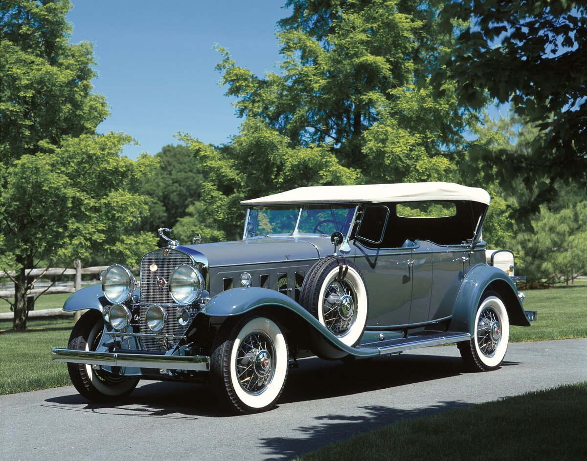 1930 Cadillac v16 Roadster