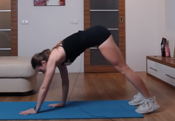 Разминка на коврике