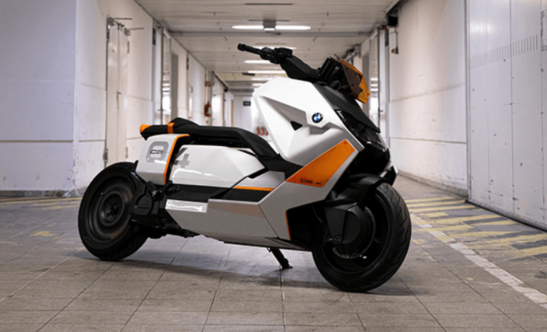 BMW Definition CE 04. Фото с motorcycle.com