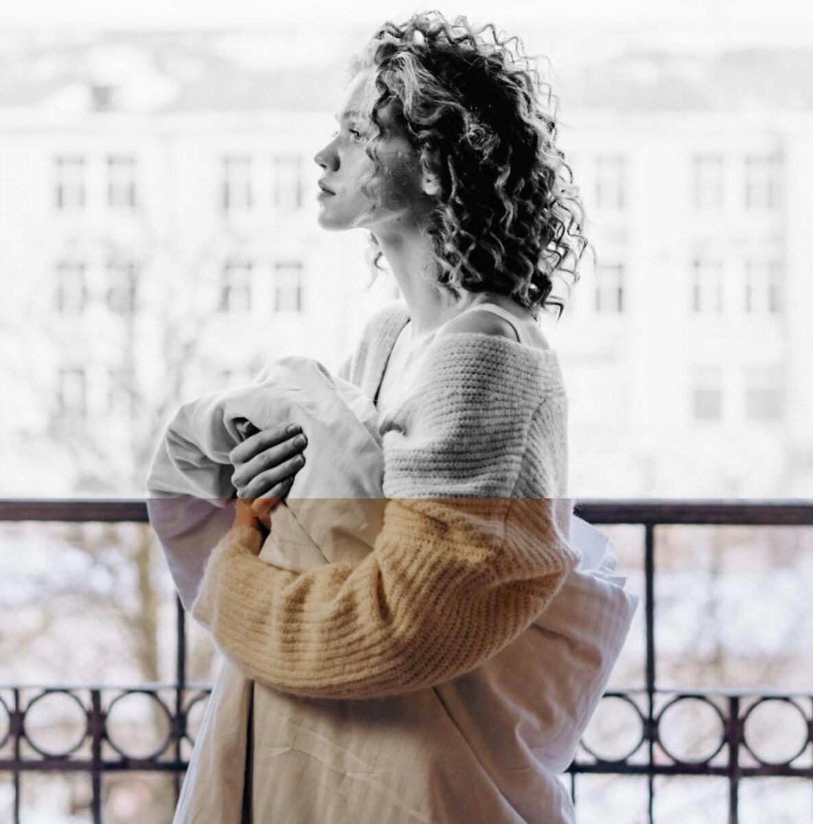 Создатель фото -Mikhail-Nilov pexels.