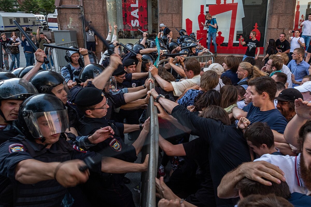 Митинги 4 7. Митинги в Москве 2019.