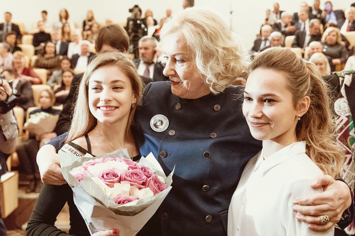 Чайковская елена анатольевна биография личная жизнь Тренер по фигурному елена чайковская