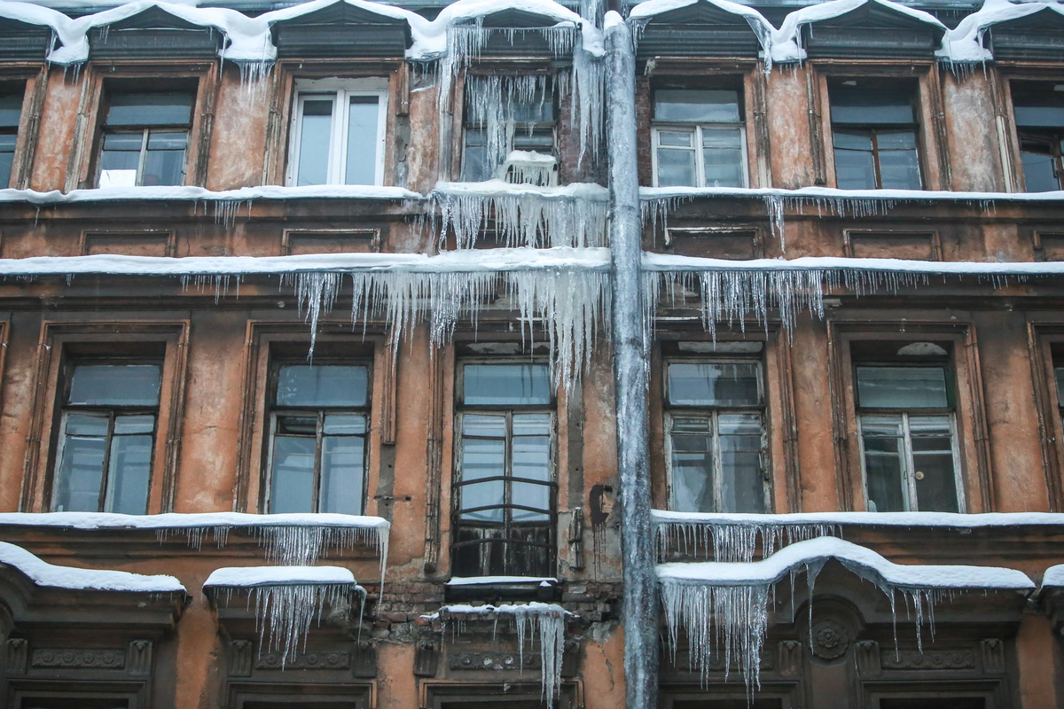 арт группа война литейный мост