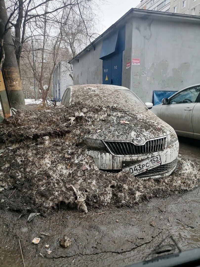 6 фото чудес автопарковки: подснежники, автохамы и лайфхаки | Автокультура  CARAKOOM | Дзен