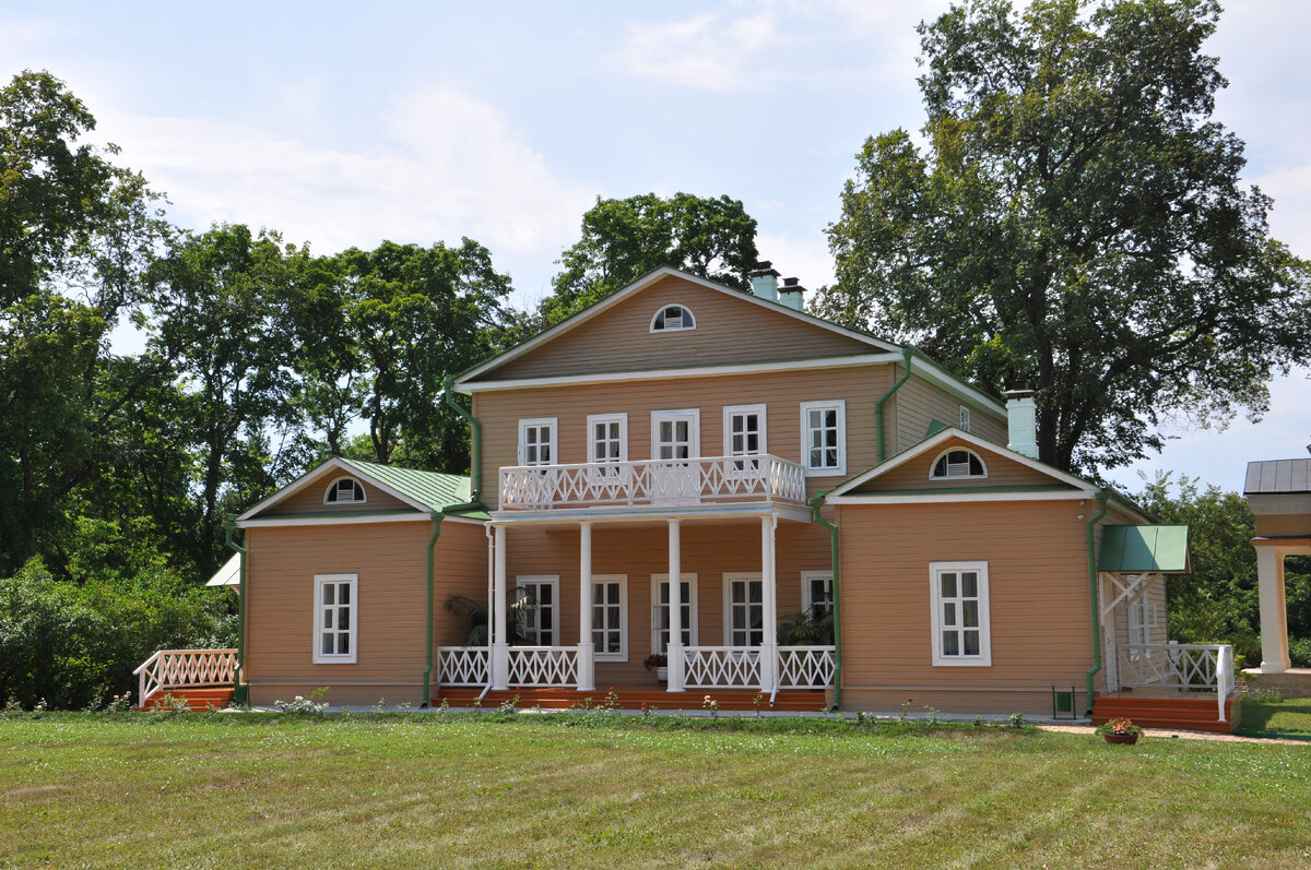 Барский дом