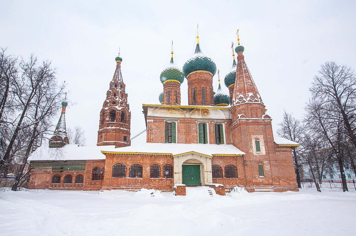 Храм Николы Мокрого - одна из визитных карточек Ярославля. Фото автора статьи 