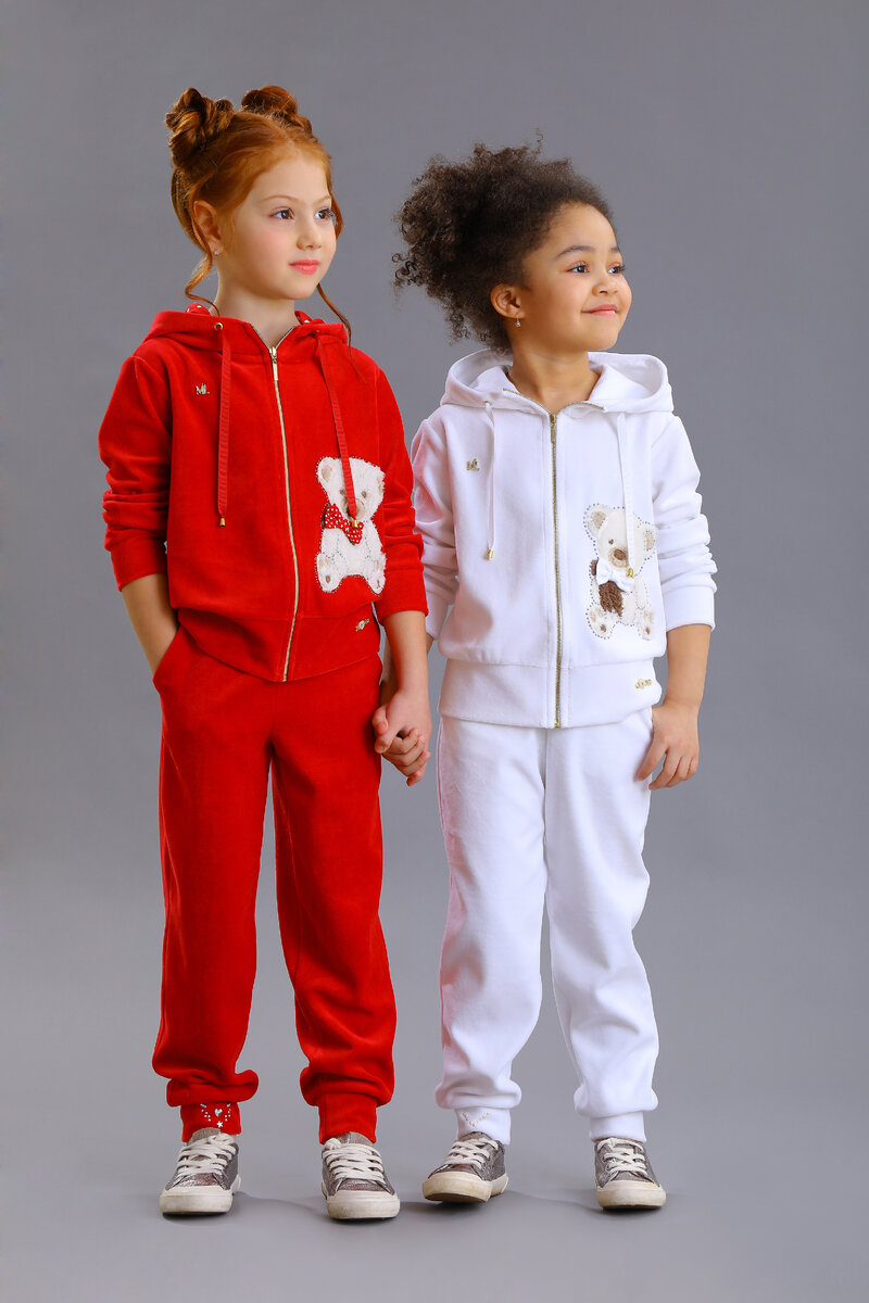 Загляденье, а не девчонки! Такие уютные образы и такое высокое качество пошива.