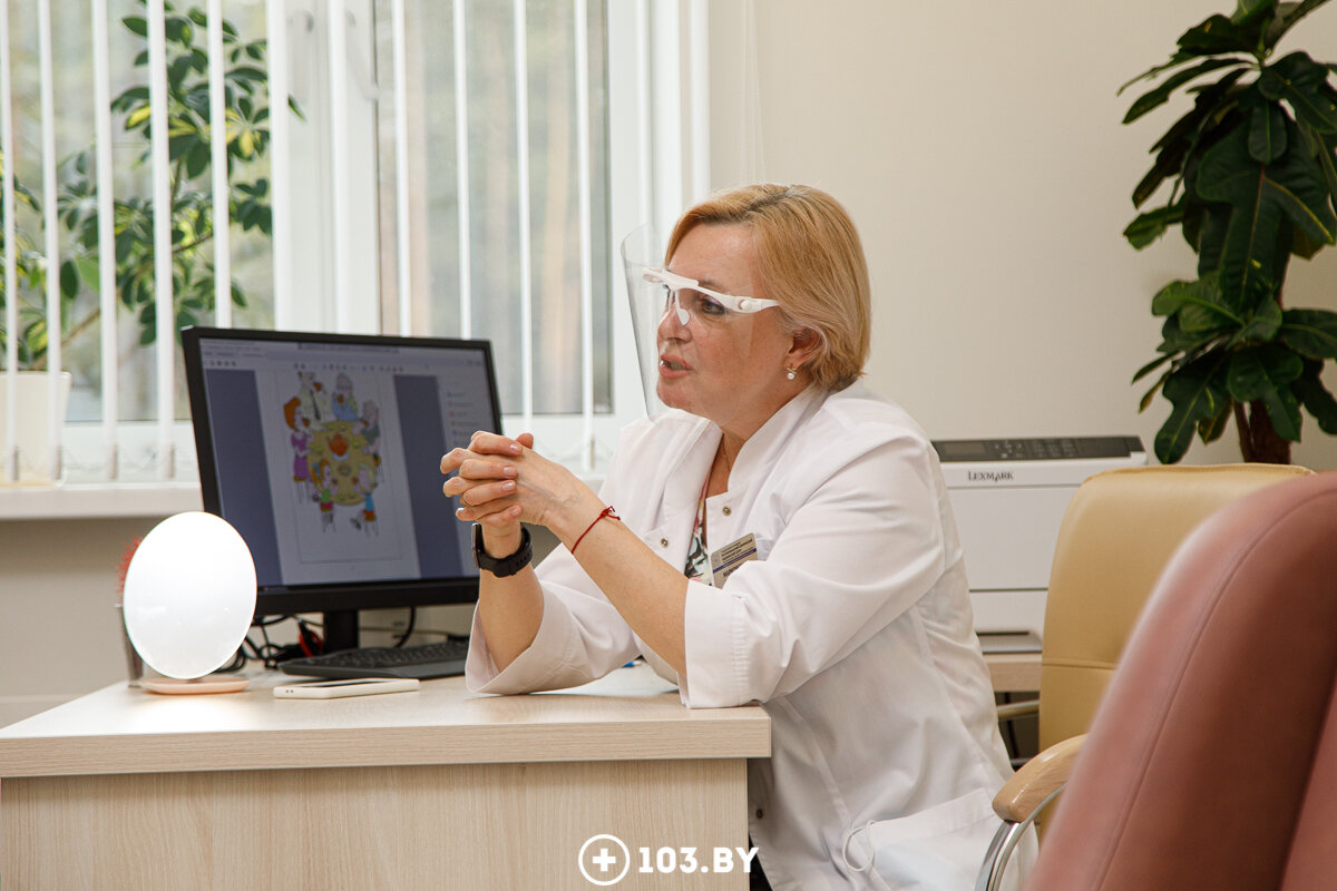 нарушение понимания сложных логико-грамматических конструкций, предлогов — семантическая.