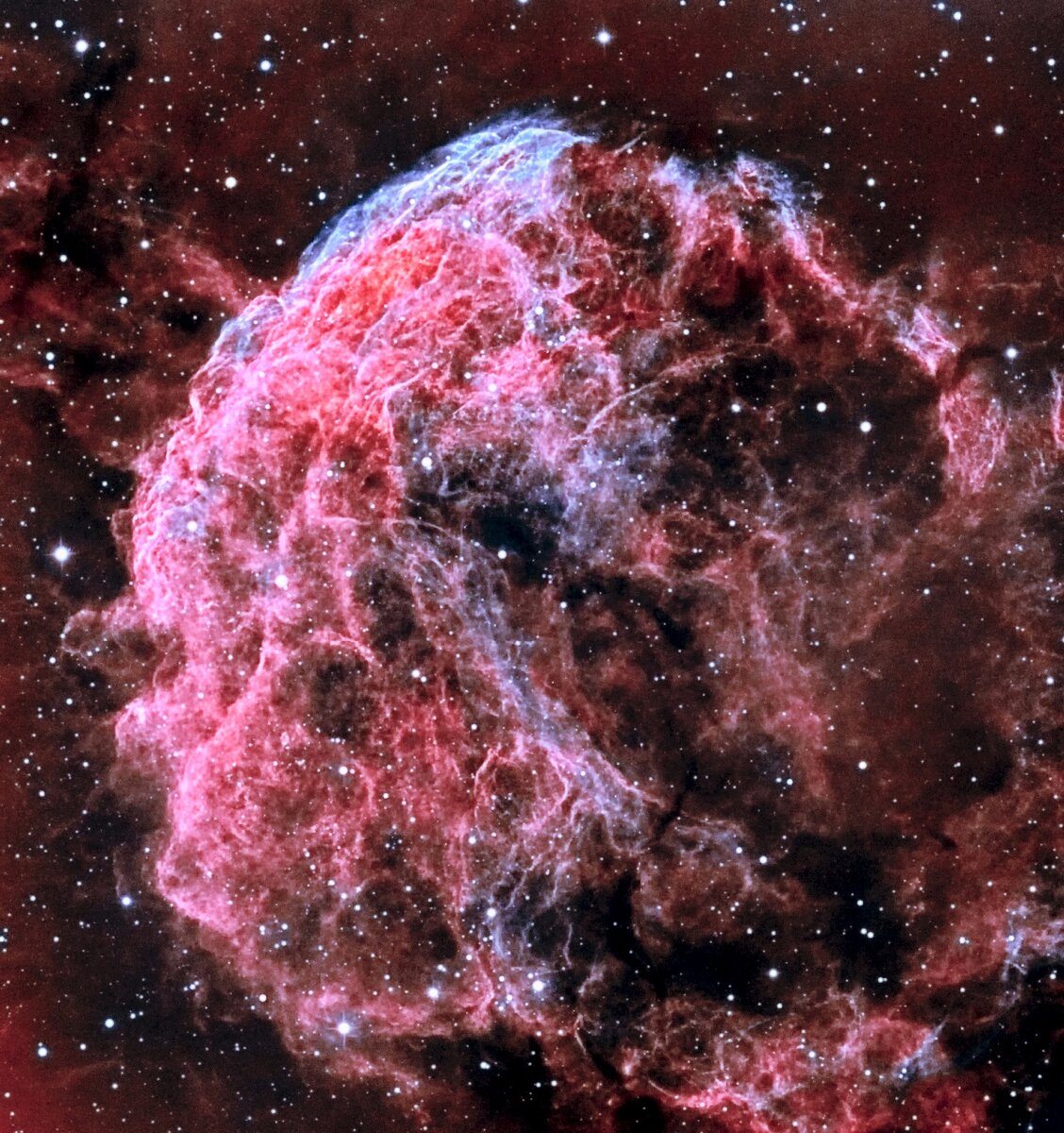 Это не реальный снимок, а ассоциация художника.