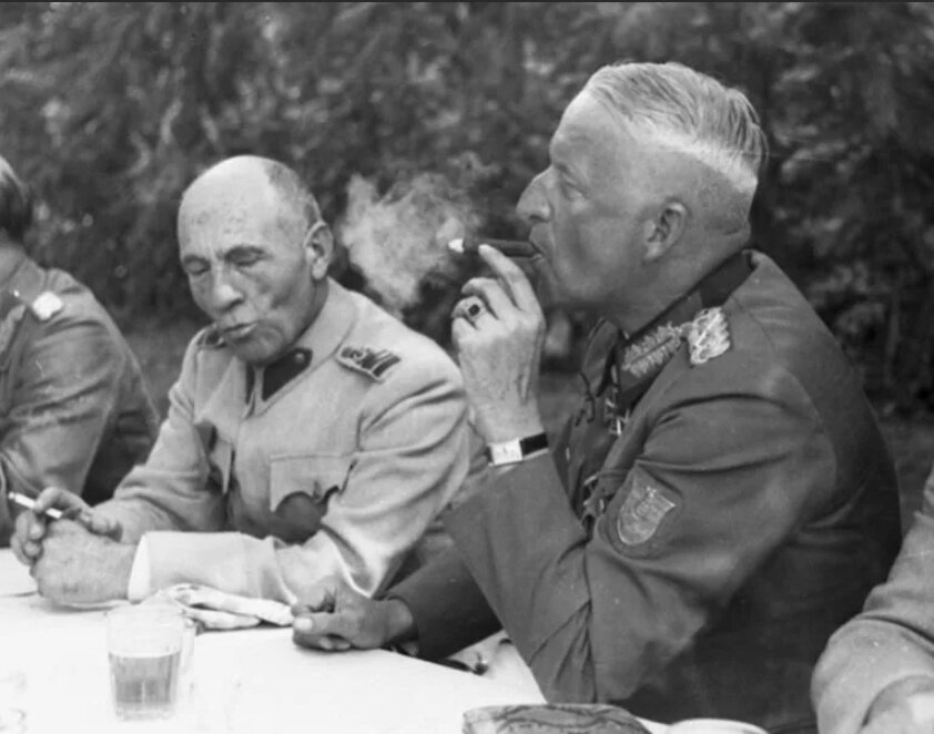 Манштейн: "Учите матчасть, а я покурю пока..."