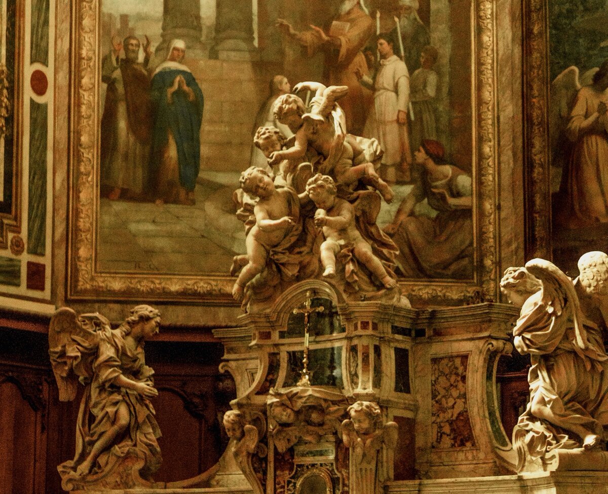 Умный знает, как выпутаться из трудного положения, а мудрый никогда в него не попадает.