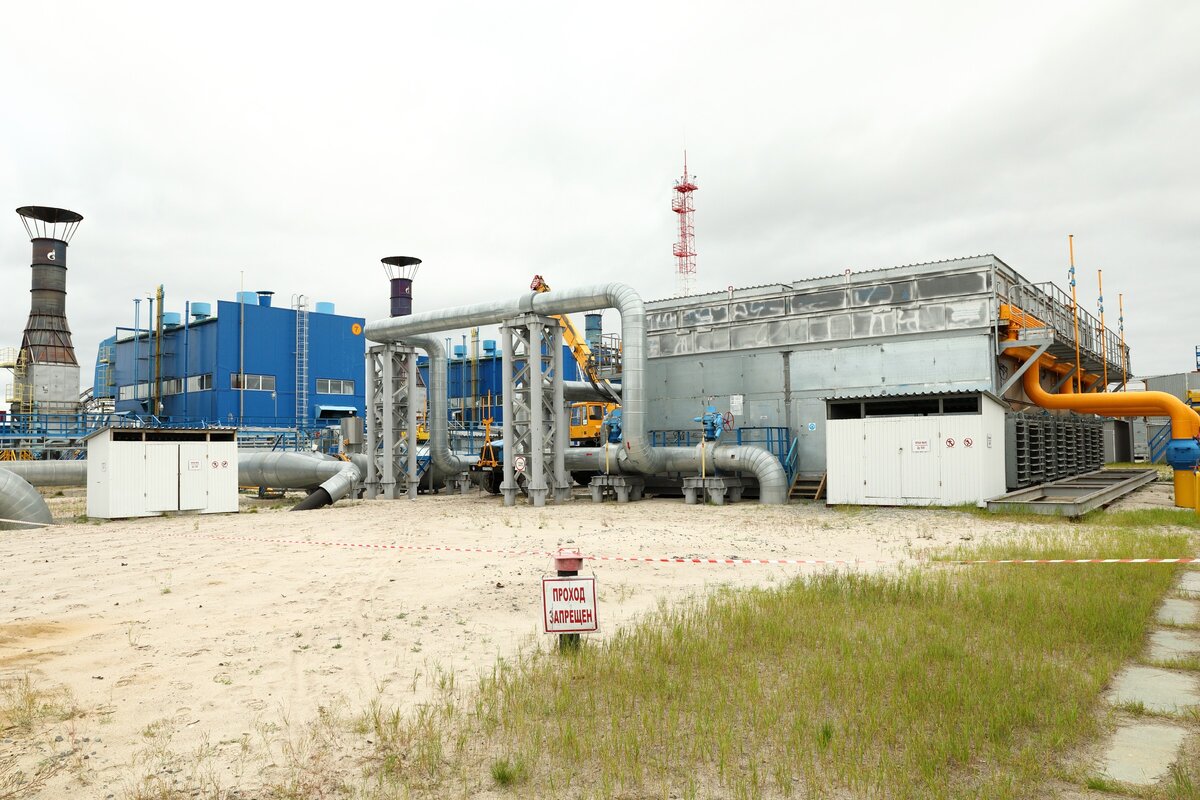 Остановочный комплекс выполняется с соблюдением всех требований безопасности и охраны труда