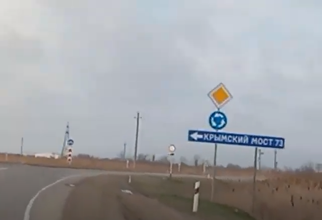 Не смотря на два тёплых моря. Но погода-это всё приходящее.