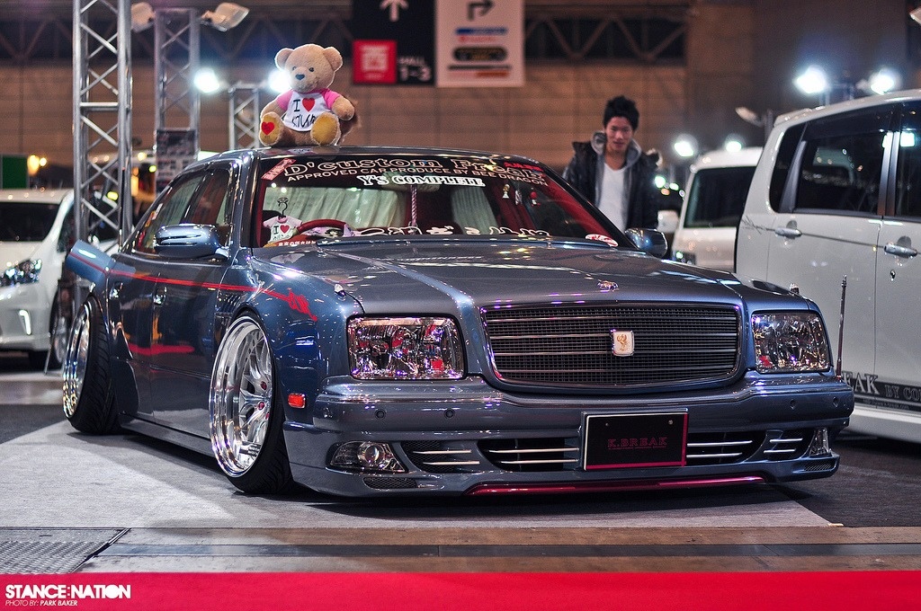 Угадаете модель авто?