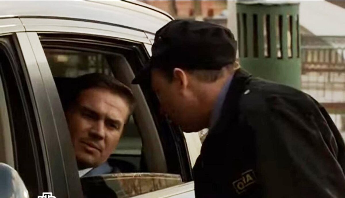 Кадры из сериала "Топтуны". Для просмотра листайте.