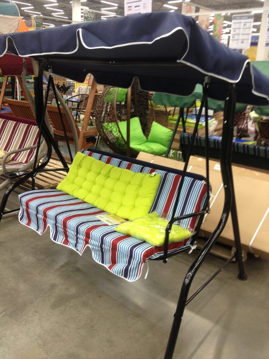 Такая, как на первом фото у моих родителей. 