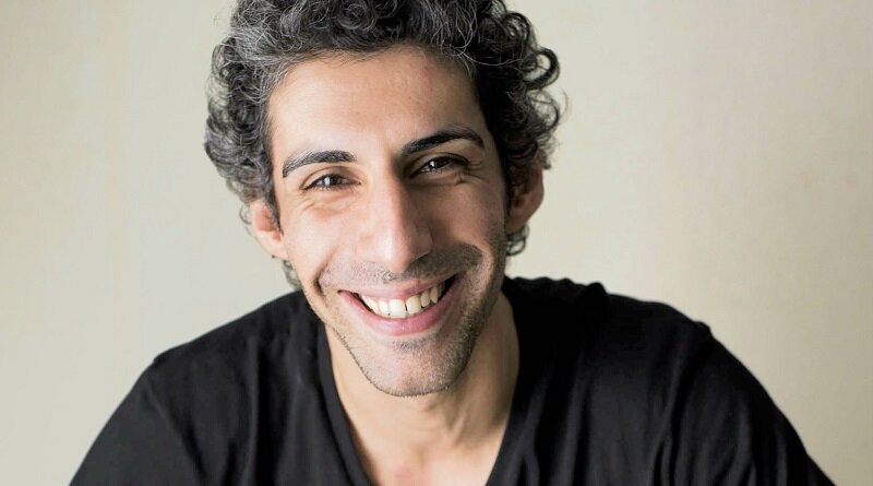 Джим Сарбх - https://clck.ru/U6c66