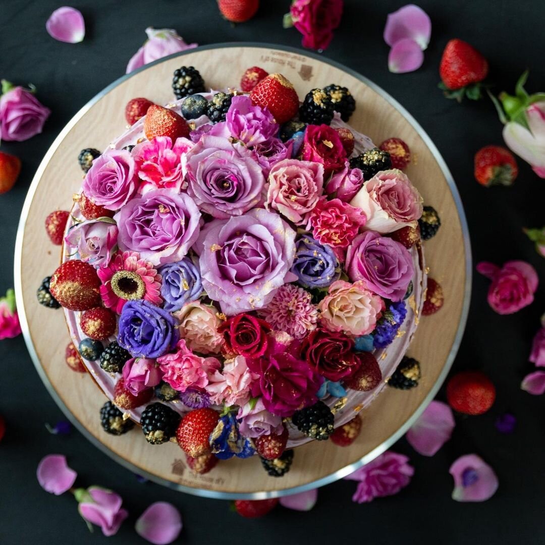 Листайте галерею