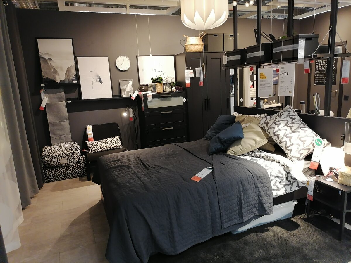 Фото автора в магазине