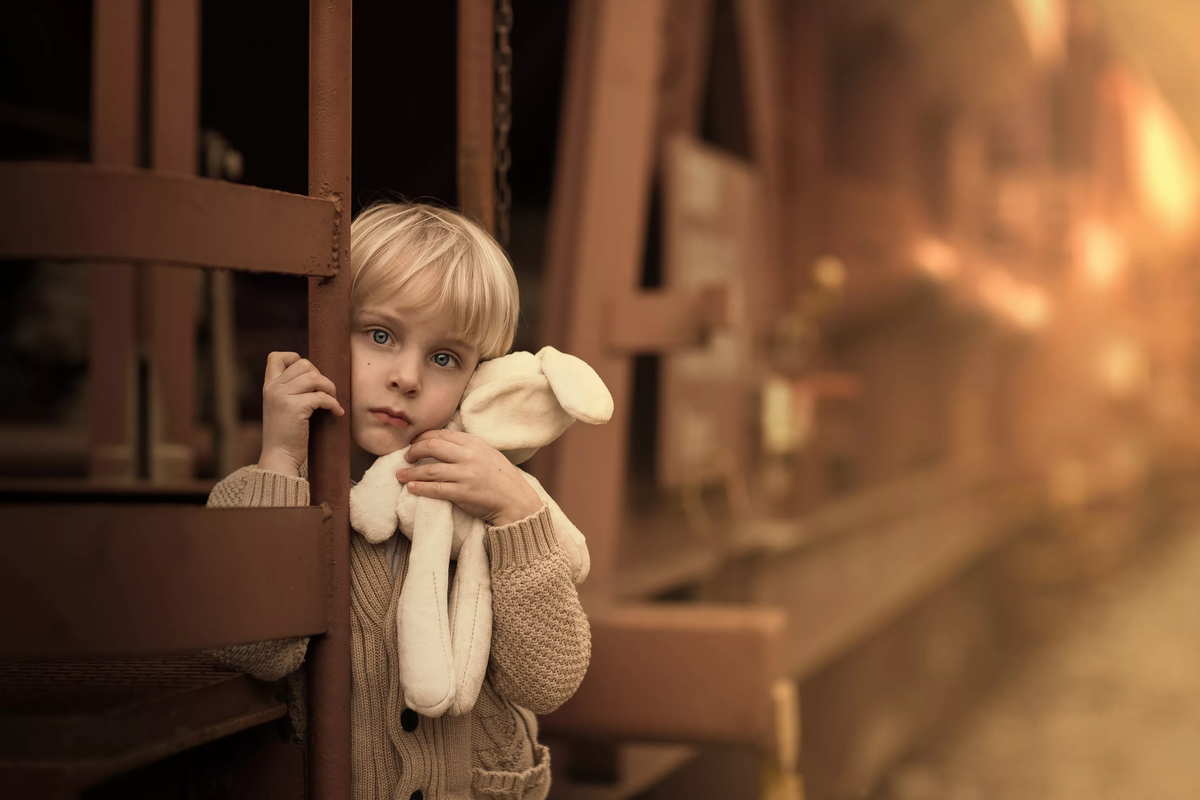 Недолюбленные дети: признаки, последствия, помощь - советы для родителей и специалистов