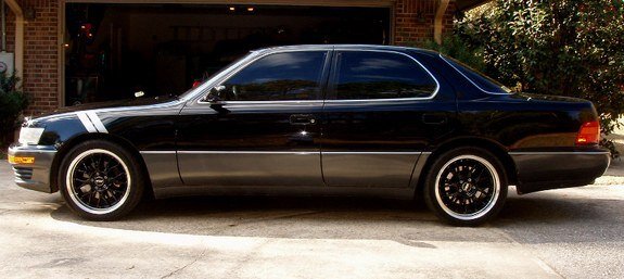 Лексус Кобейна купленный 5 января 1994