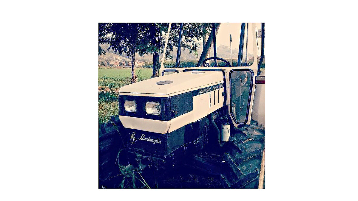 Трактор Lamborghini