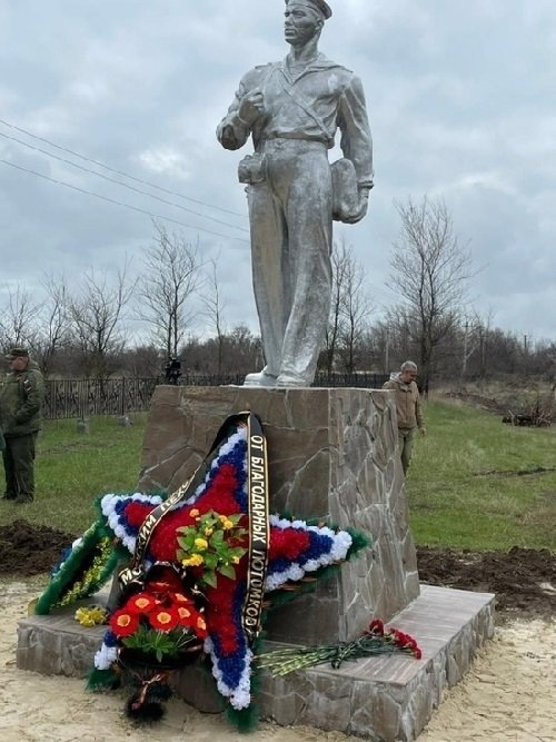  Памятник матросу-краснофлотцу в Заветном. Источник: ВК-группа "Республика Крым"