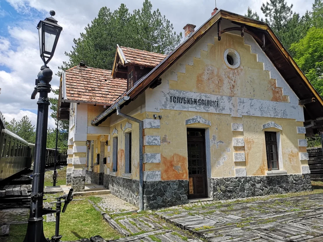 Лучший железнодорожный аттракцион в Сербии - Шарганская восьмерка. Почему  ее стоит посетить? | Мир Своими глазами | Дзен