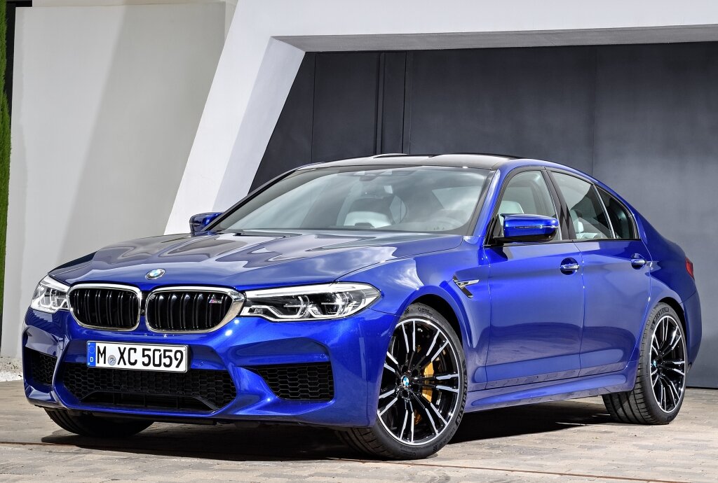 6 поколение (F90), 2017