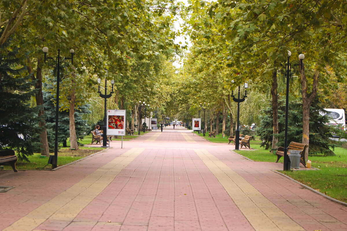 Сквер город Махачкала