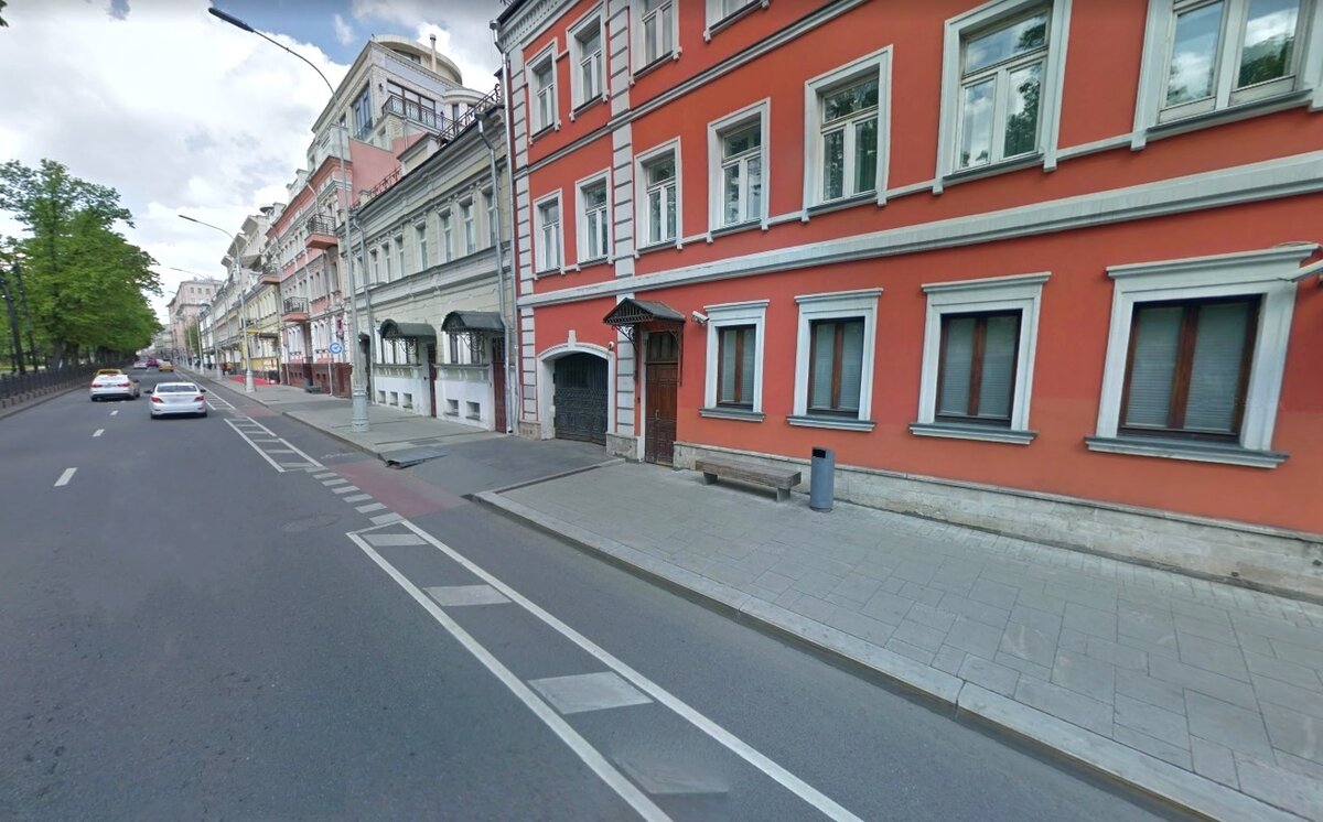 В годы СССР людей заботила семья, работа, но никак не деньги. Однако, уже тогда стало ясно – грядут перемены. Моя бабушка начинала простой санитаркой, а затем фельдшером в Ташкенте.-5