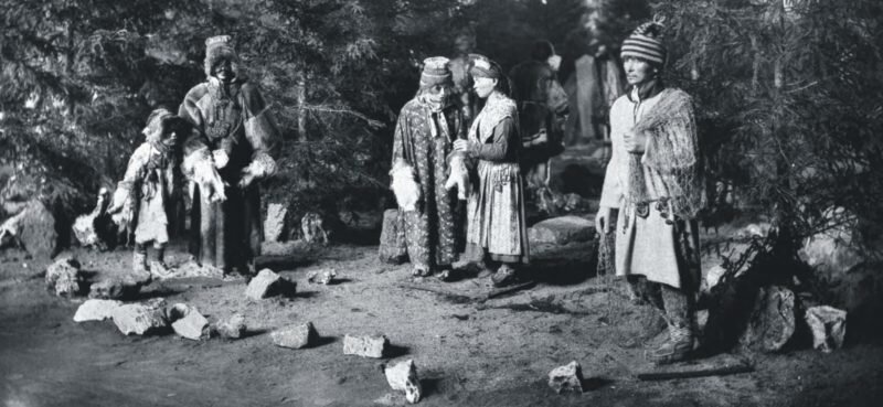 Фотография из книги “Антропологическая выставка 1879 года” под редакцией А.П. Богданова, т. 3. часть 2. (1879-1880)