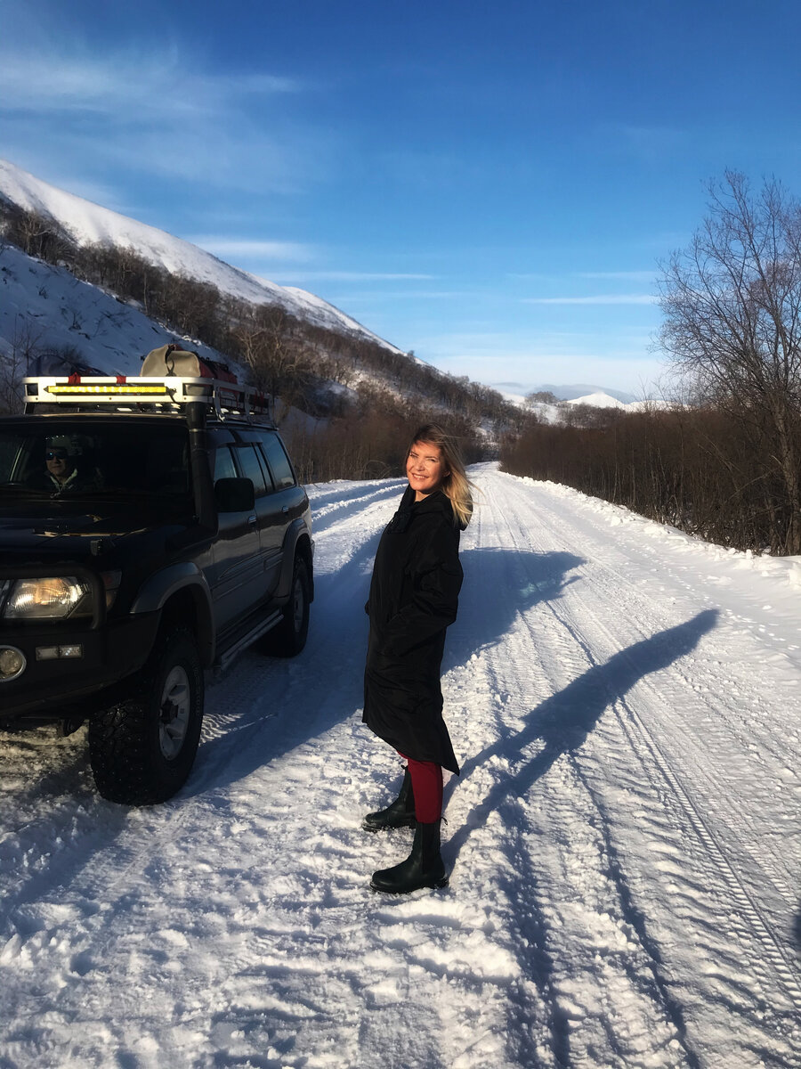 Только на таких внедорожниках можно ехать на вулканы