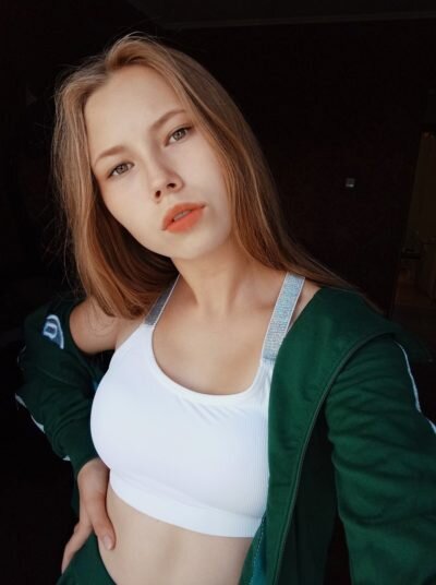 Маша сейчас.