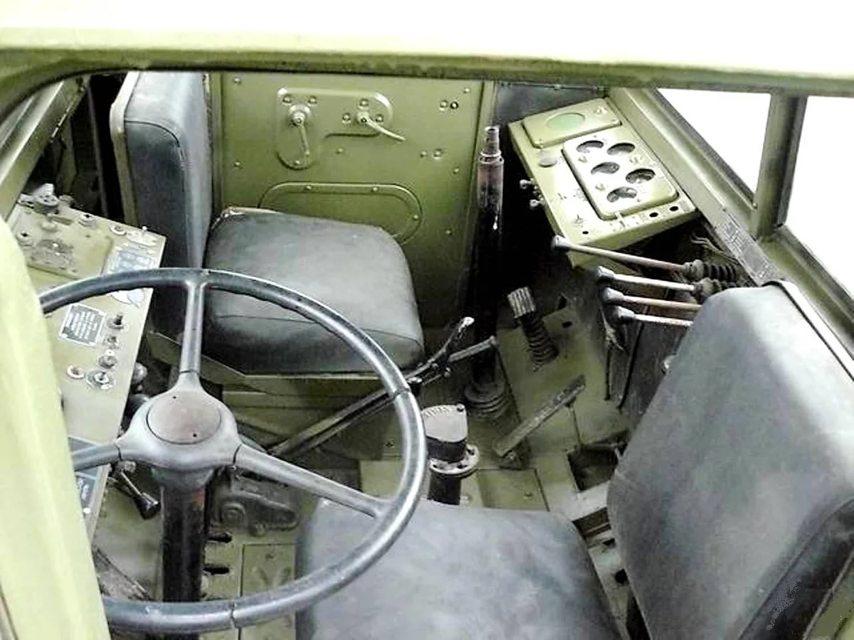 МАЗ 501 вид снизу