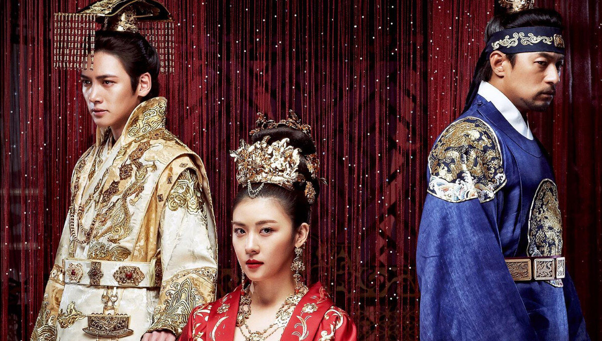 Актёры: Чжи Чан Ук, Ха Джи Вон, Чу Джин Мо.