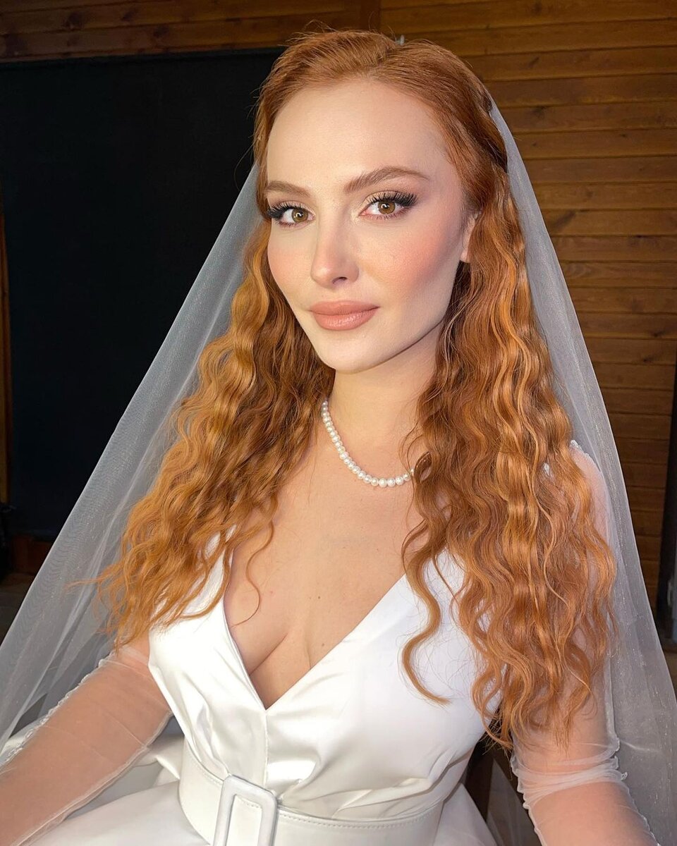    Актеры сыграли свадьбу в ТурцииСоцсети