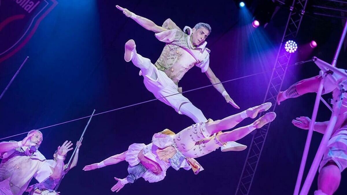    Артисты номера "Белый полет" под руководством Карена Еганяна (Большой Московский цирк) на международном фестивале циркового искусства "Золотой слон" в Испании© Фото : Минкультуры России