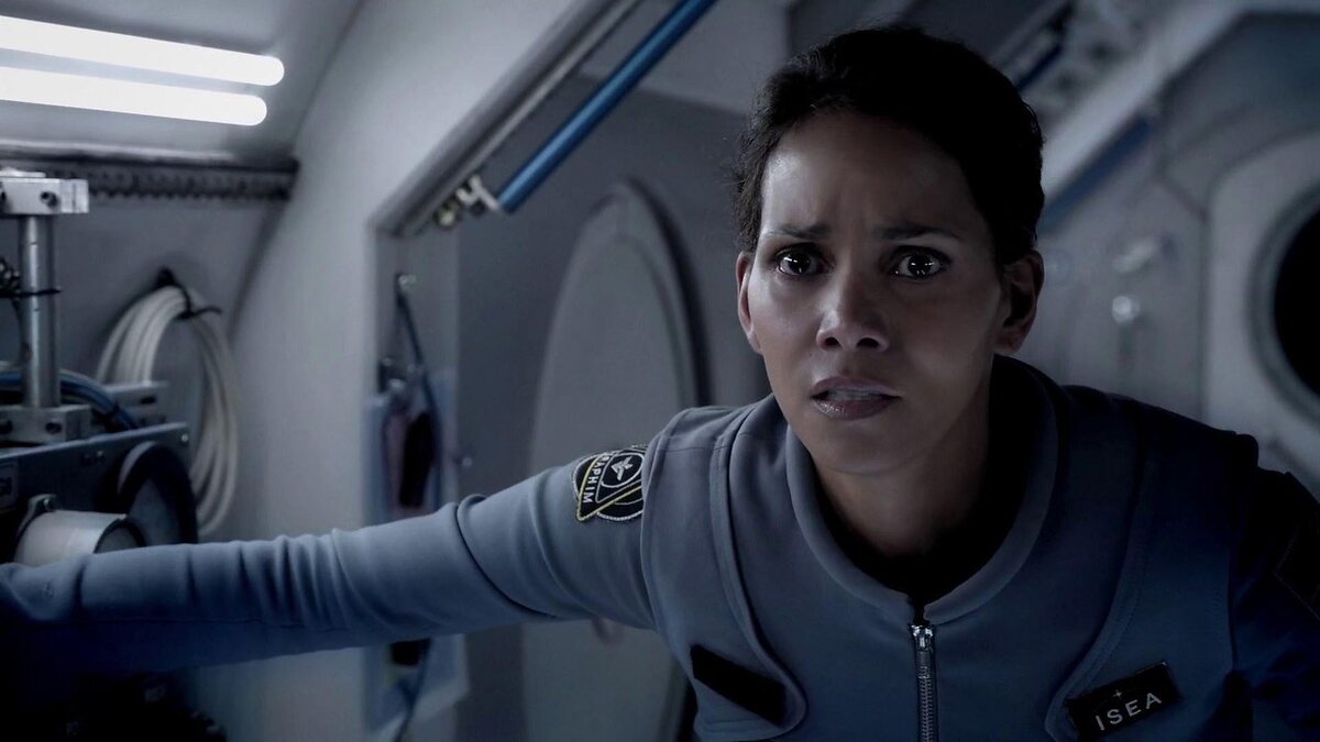 За пределами вселенной 2017. За пределами / extant (2014). За пределами Вселенной фильм 2017. Холли Берри за пределами. За пределами фильм 2017 кадры.