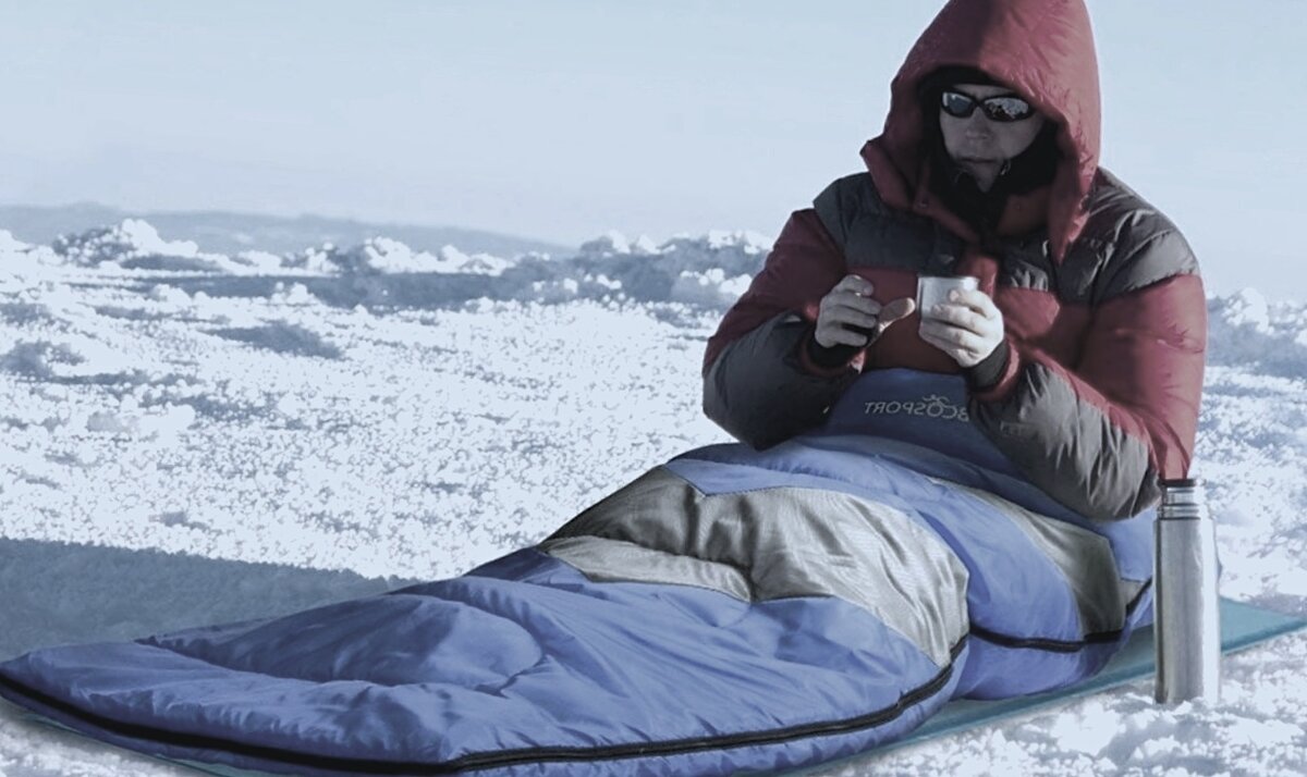 Спальный мешок не создает тепло, его задача удерживать то тепло, что есть