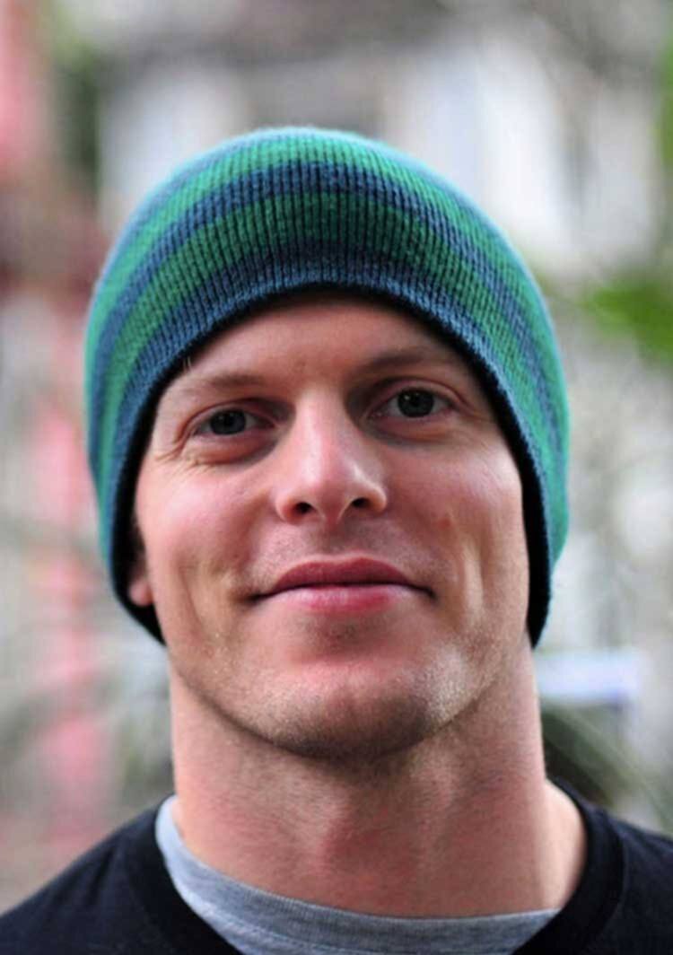 Взято на https://www.businessinsider.com/successful-people-what-makes-my-life-easier-2015-3#tim-ferriss-laundry-and-housecleaning-1