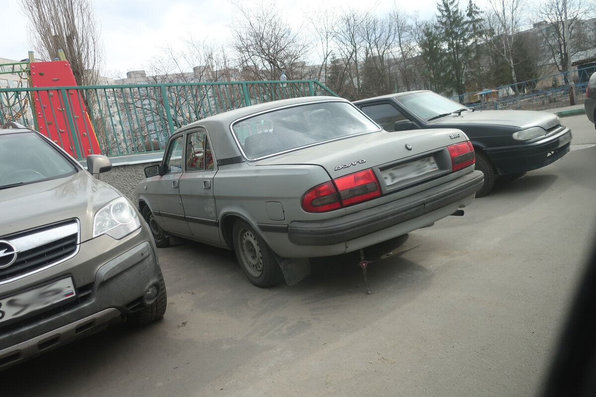 Волга - самый частый гость на металлобазе